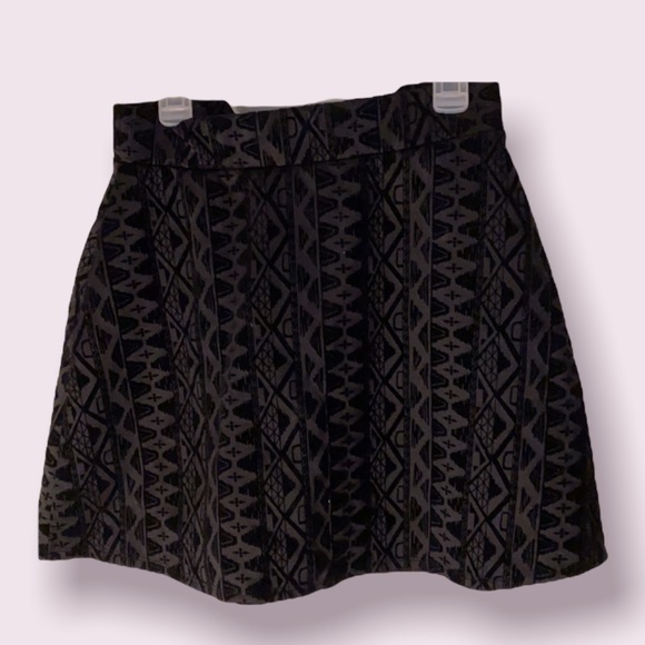 Black Velvet Highwaisted Mini Skirt with Aztec Pattern - Picture 2 of 5
